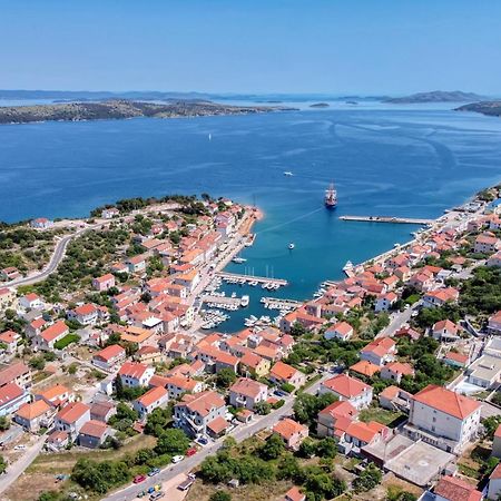 Apartments With A Parking Space Sali, Dugi Otok - 8172 Eksteriør bilde