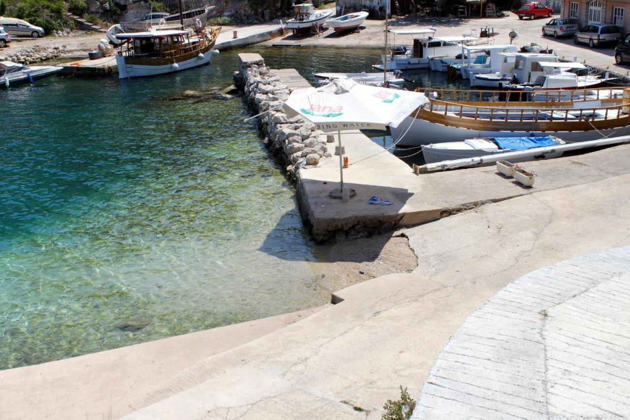 Apartments With A Parking Space Sali, Dugi Otok - 8172 Eksteriør bilde